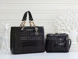 Pure Quality Luxury Women's Handbags Michael Kors Well Banded Package