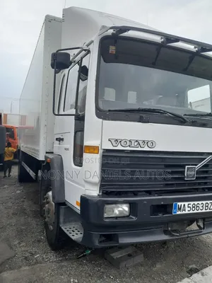 Volvo Fl6 18 Cover Body Truck