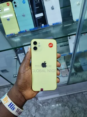 Apple iPhone 11 64 GB Yellow