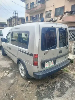 Opel Vivaro 2005 Grey
