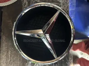 Mercedes Benz Front Grille Logo