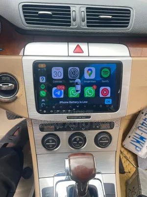 Volkswagen Passat 2008 Navigation Apple Carplay/Reverse Camera