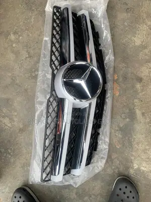 Mercedes Benz GLK Front Grille