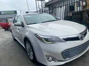 Toyota Avalon 2014 White