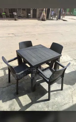 Rattan Solid Outdoors Plastic Table and Chairs (Set) Restaurant Chairs