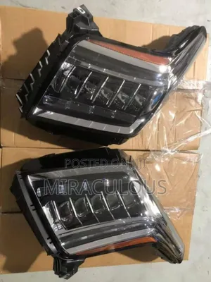 Headlight Cadillac Escalade 2018 Model Set