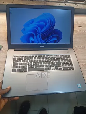 Laptop Dell Inspiron 17 5767 16GB Intel Core I5 HDD 1T