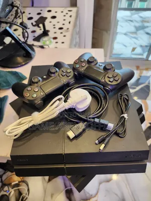 Neat Ps4 Fat + Fc25/26 Installed + Accessories