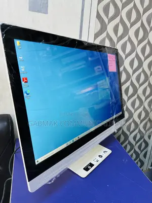 Desktop Computer HP Pavilion 24 8GB Intel Core i5 HDD 1T