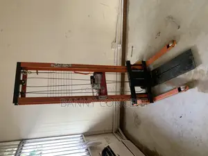 Electric Lift Stacker
