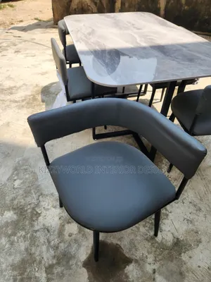 Dining Table by 6 Seater