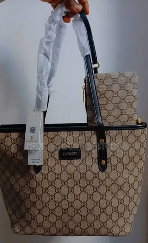 Elegant and Versatile Tote Bag