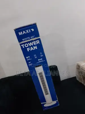 Maxi White Fan – Refreshing Air at Your Fingertips