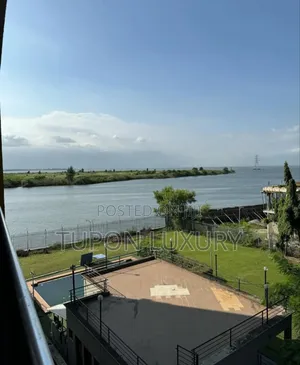 Waterfront 2/3 Bedroom Apartment With Ps5 Snooker