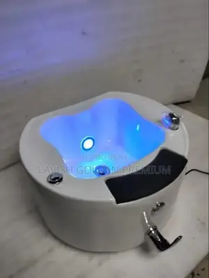 Quality Acrylic Pedicure Bowl With Led Lights.