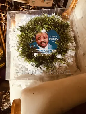 Customized Wreath With Messages And Photos