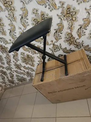 Adjustable Keyboard Bench