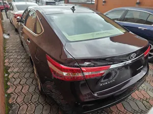 Toyota Avalon Limited 4dr Sedan (3.5L 6cyl 6A) 2015 Burgundy