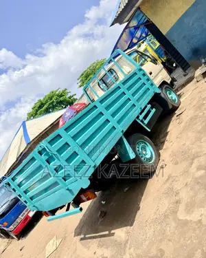 Toyota Dyna 100 Neatly Used 1999 Mini Trucks