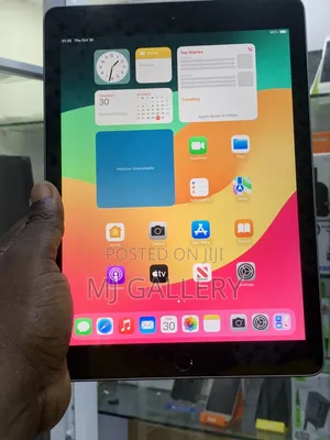 Apple iPad 9.7 32 GB White