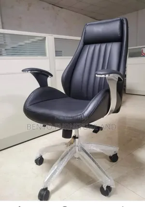 Executive Leather Wooden Chair 1