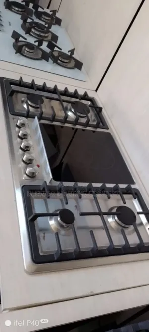 90 Cm Stainless 4 Gas Burner and Electric Hotplate. German Standard