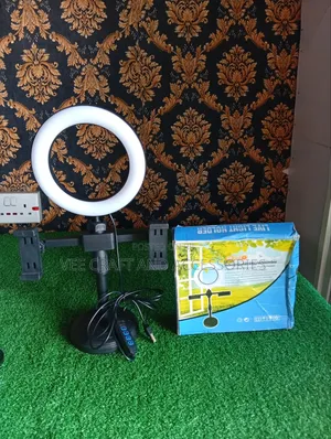 Live Desktop Ring Light Phone Holder