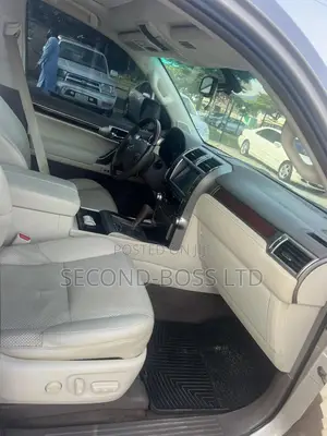 Lexus GX 460 2012 Gold