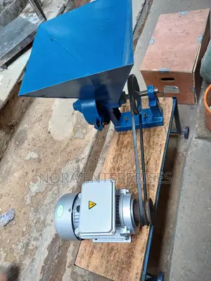 Electric Grinding Machine Comes With 5hp Motor