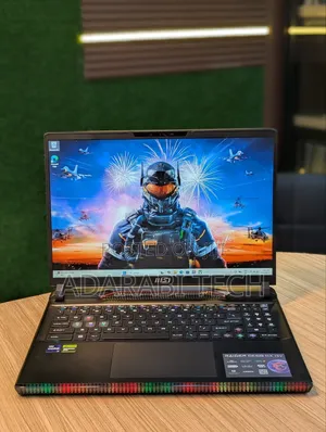 Laptop MSI Vector GP68 HX 13V 32GB Intel Core I9 SSD 1T
