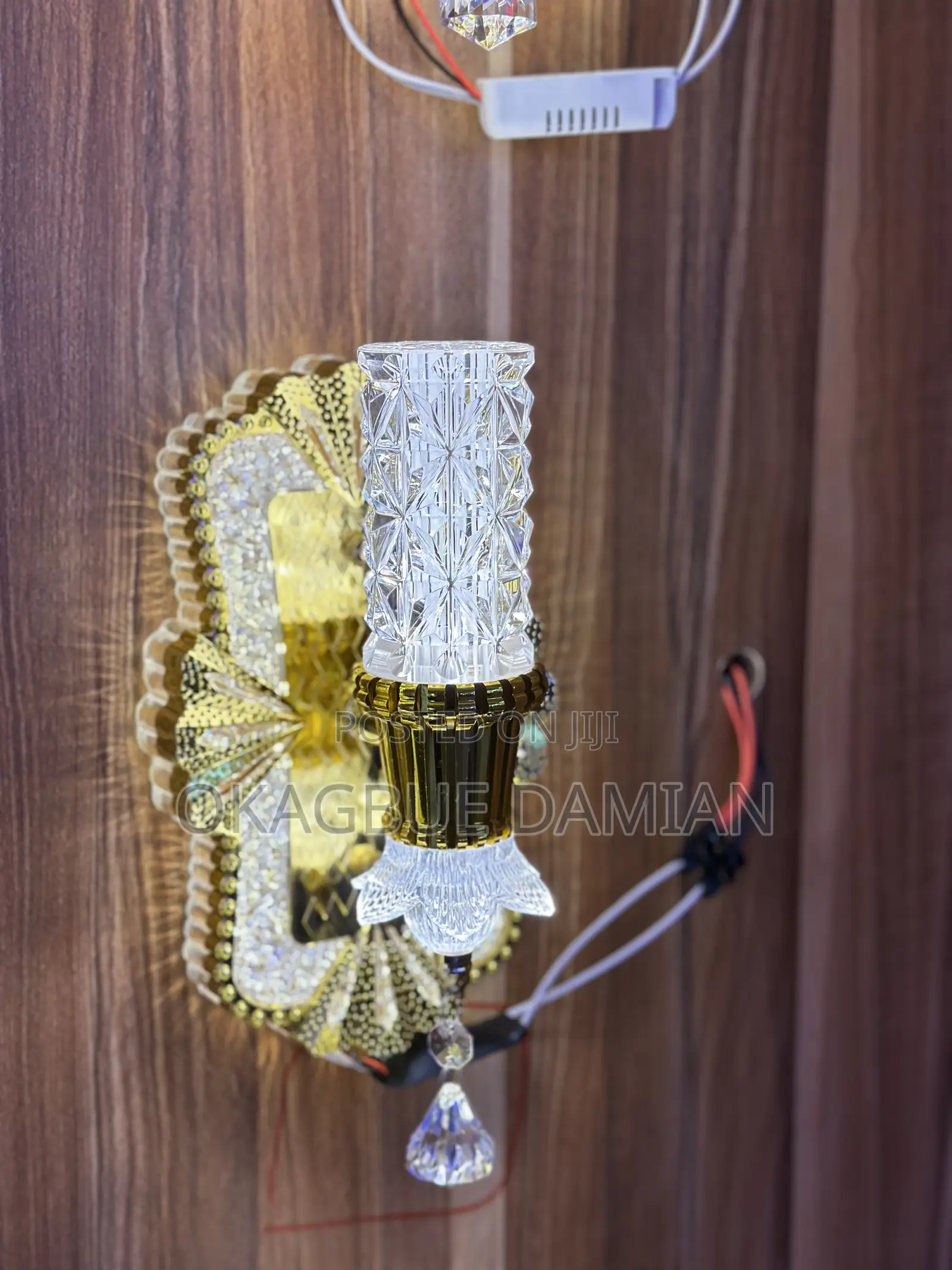 Luxurious Led Wall Light