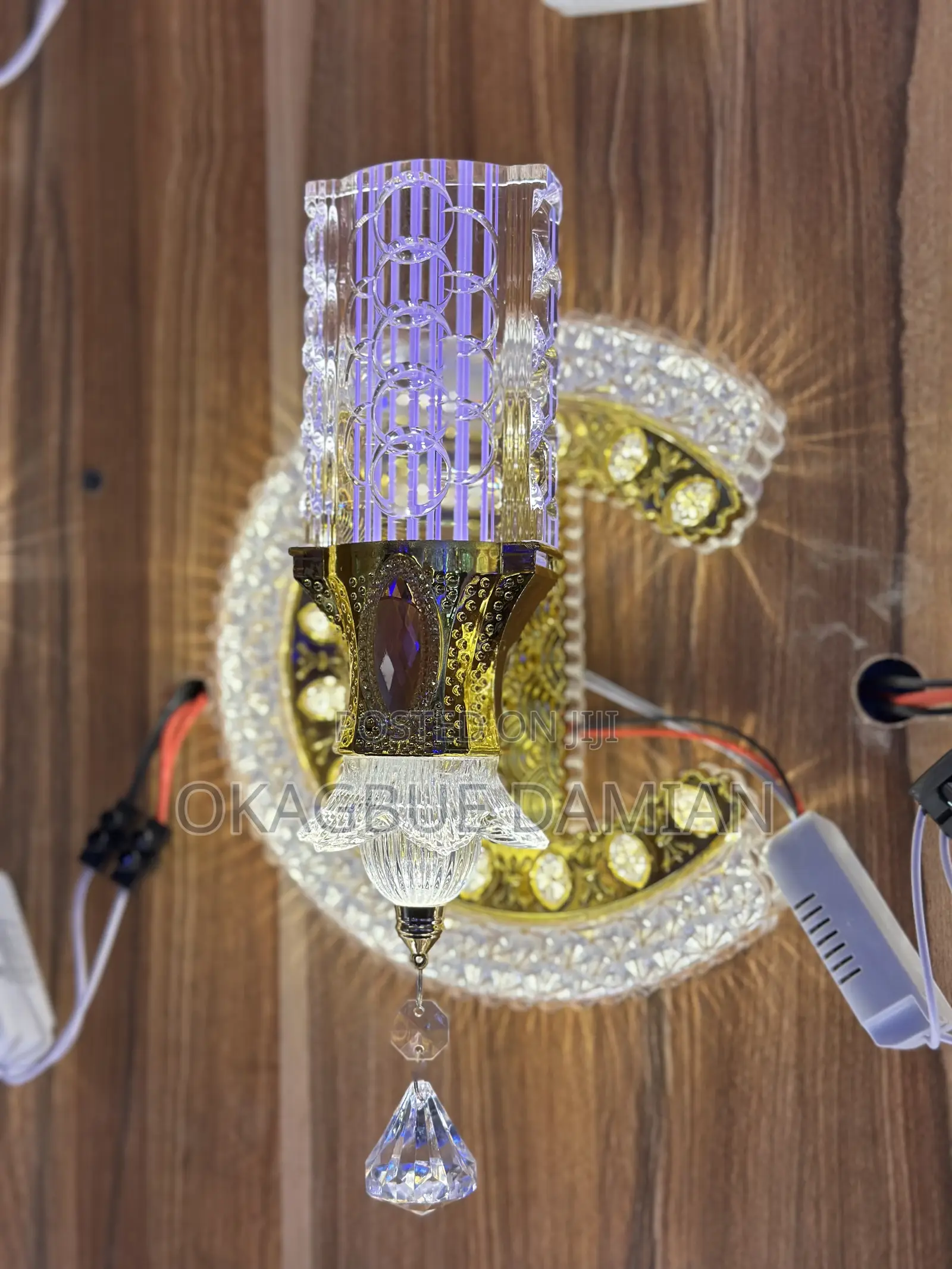 Luxurious Led Wall Light