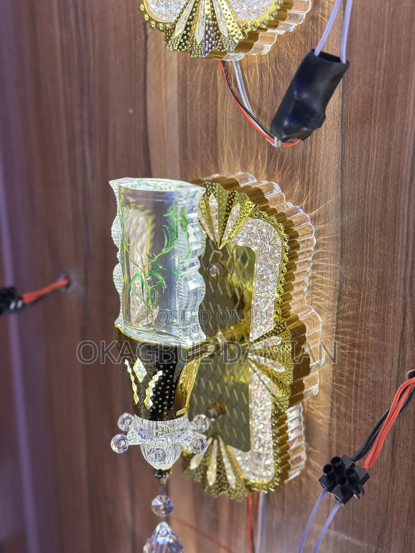 Luxurious Led Wall Light