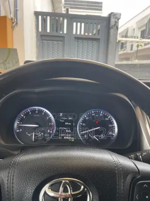 Toyota Highlander XLE 4x4 V6 (3.5L 6cyl 8A) 2018 Burgundy