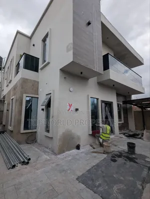 4bdrm Duplex in Within College Road for sale