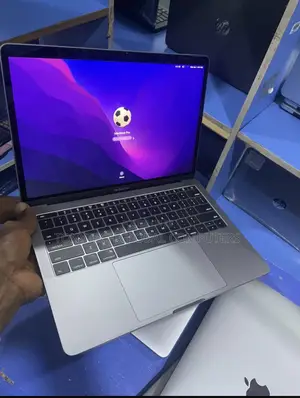 Laptop Apple MacBook Pro 2017 8GB Intel Core I5 SSD 256GB