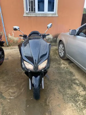 Honda Forza 2018 Black