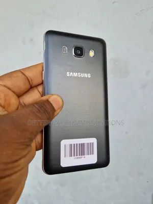 Samsung Galaxy J5 16 GB Black