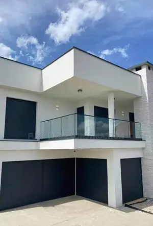 Balcony Plain Glass Rails