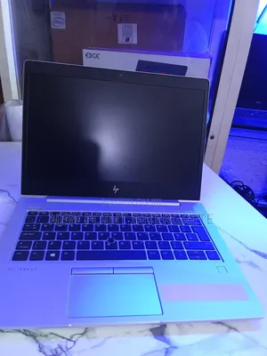 Laptop HP EliteBook 735 G5 8GB AMD Ryzen 3 SSD 256GB