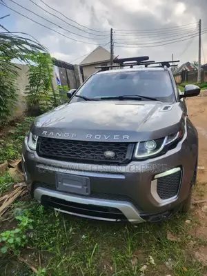 Land Rover Range Rover Evoque Pure Plus 4x4 Coupe (2.0L 4cyl 9A) 2014