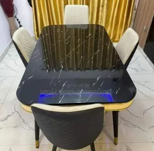 Quality Dining Set