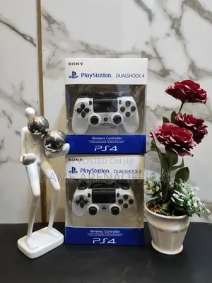 Official Playstation 4 Dualshock 4 Controller