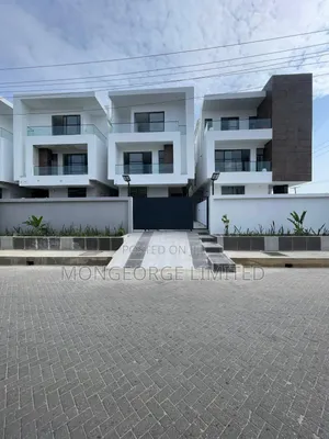 5bdrm Duplex in Lekki Phase 1 for sale