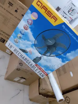 Quasa 18 Inch Adjustable Rechargeable Fan