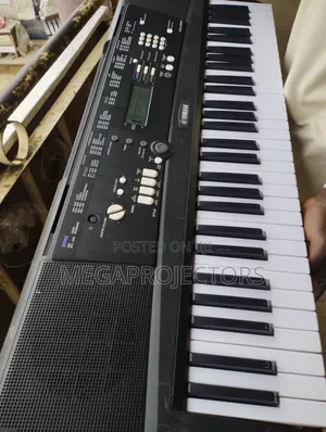 Yamaha Piano Z-220