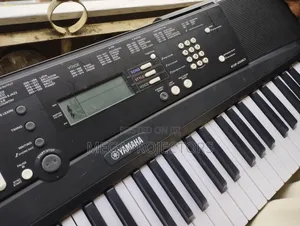 Yamaha Piano Z-220