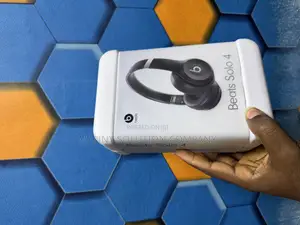 Beats Solo 4 Black