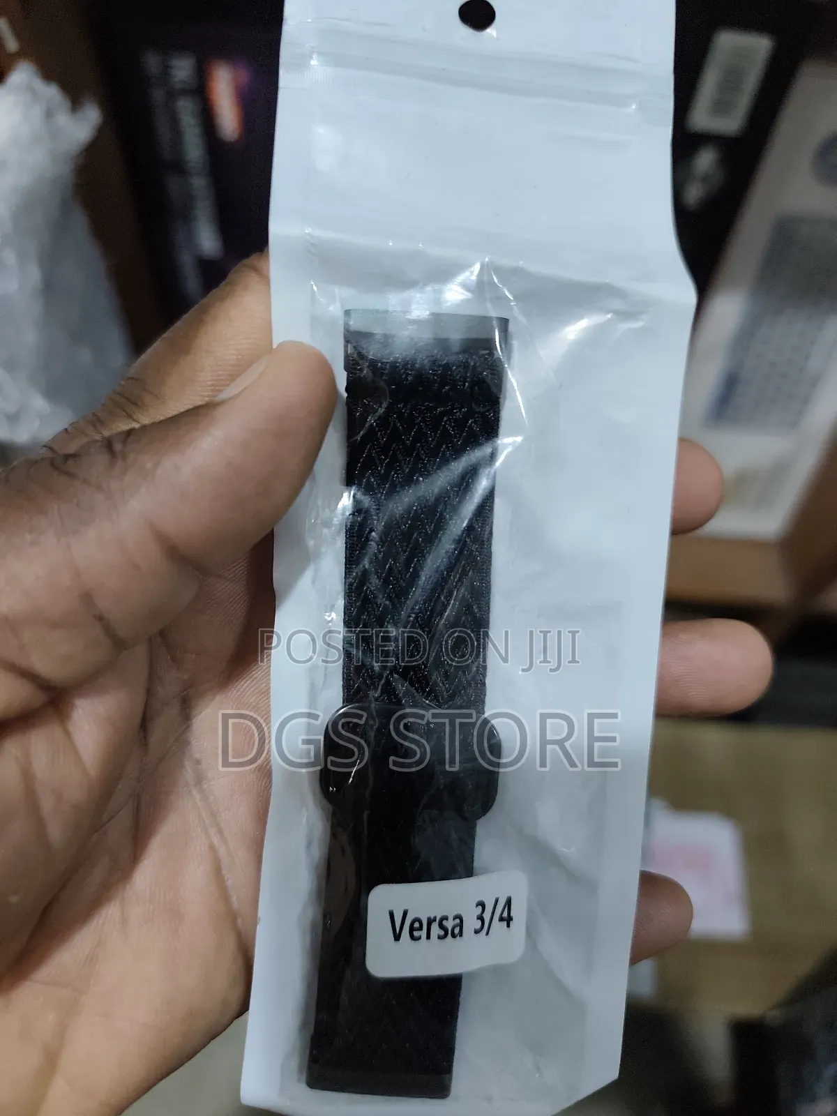 Fitbit Versa 3,4 Strap Loop