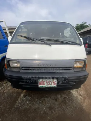 Toyota HiAce 1998 White